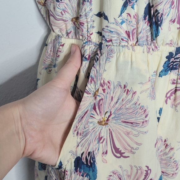 1 State Yellow Aster Garden Floral Drape Front V-neck Romper - Picture 6 of 10